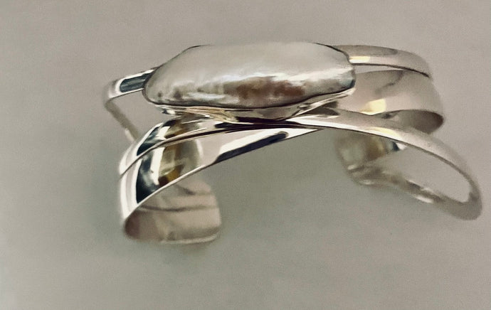 Fresh Water Pearl With Crisscrossing Sterling Silver Cuff 7.5